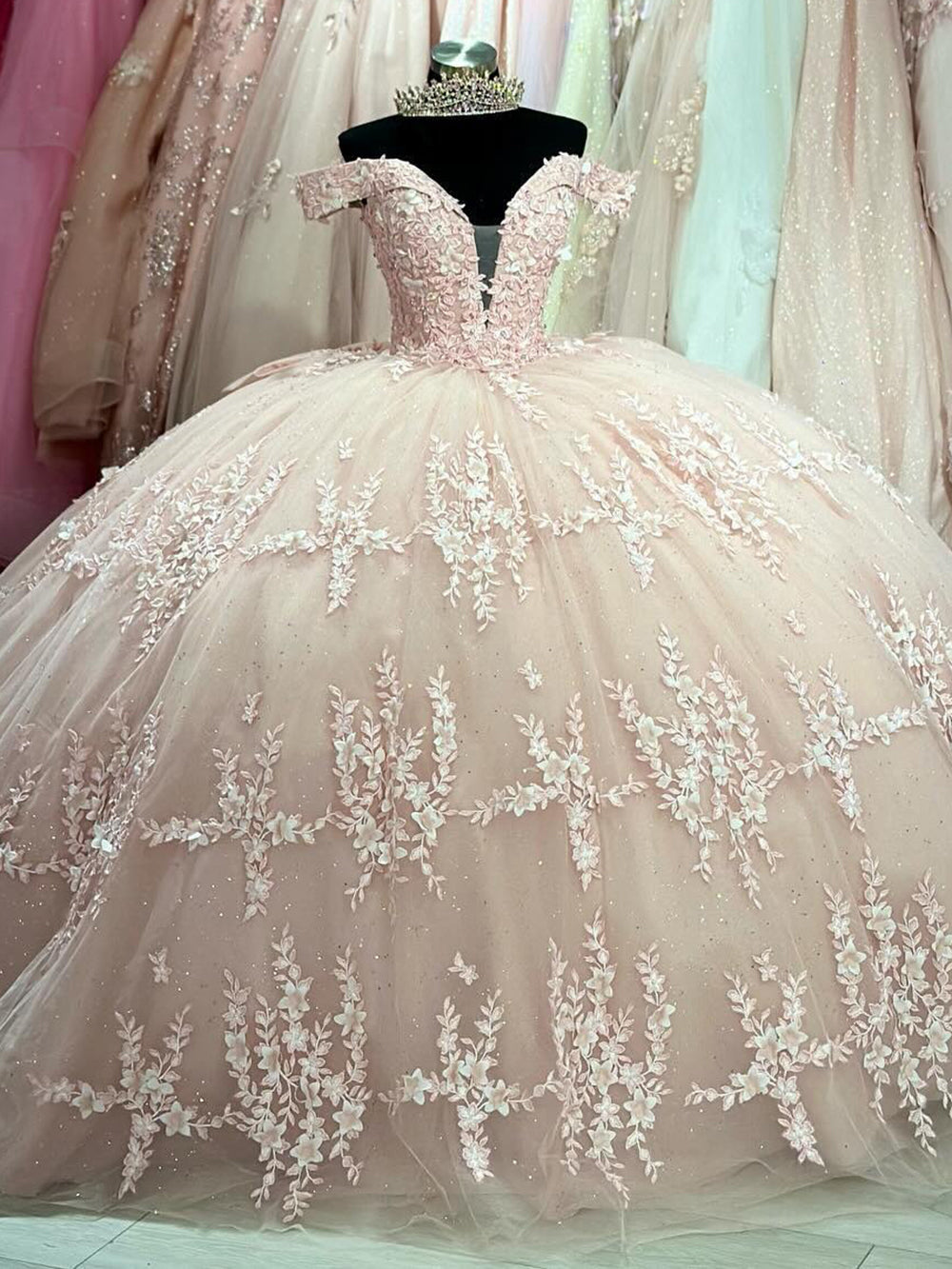 Elegant Ball Gown Off Shoulder Lace Appliques Bow Knot Pink Tulle Quinceanera Dress Princess Birthday Party for Sweet 16