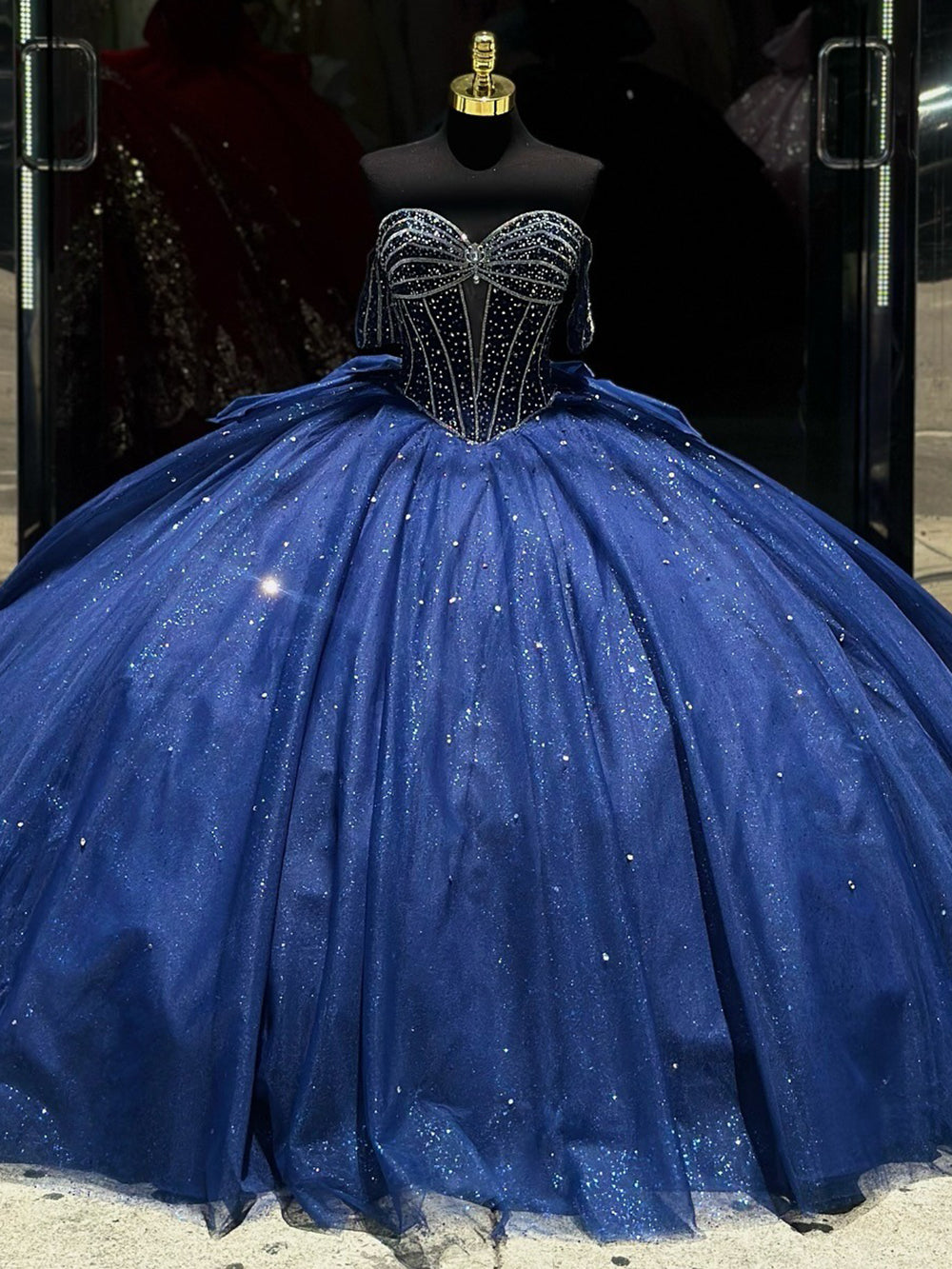 Luxury & Glitter Ball Gown Off Shoulder Beaded Bow Knot Dark Navy Tulle Quinceanera Dress Princess Party Gown for Sweet 16