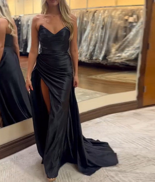 Black Mermaid Strapless V-neck Satin Ruched Sheath Long Prom Dress with Slit