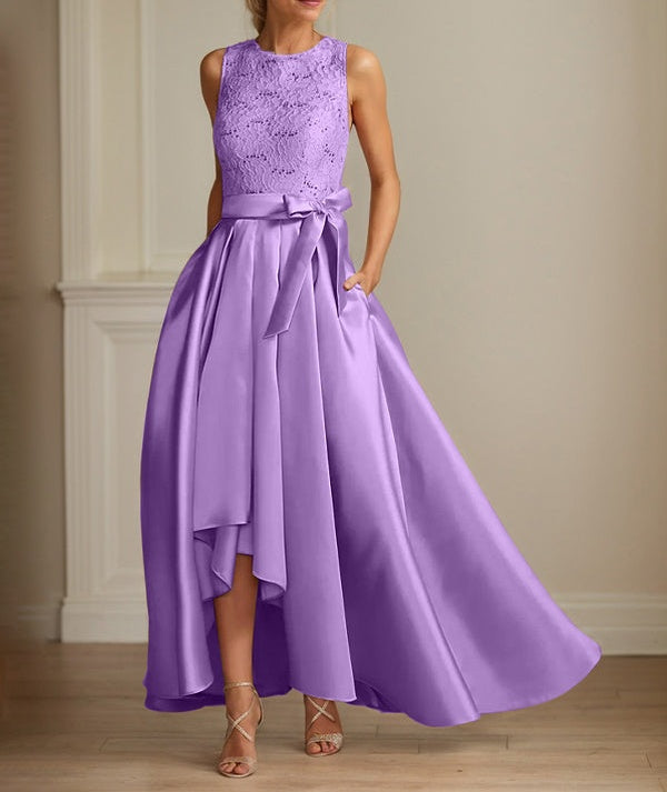 A-Line/Princess Jewel Neck Sleeveless Mother Of The Bride Dresses With Pleats Lace