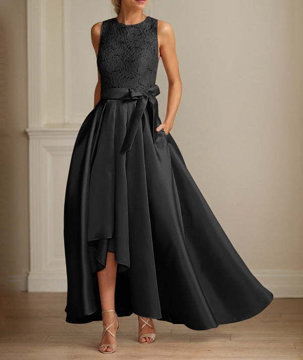 A-Line/Princess Jewel Neck Sleeveless Mother Of The Bride Dresses With Pleats Lace