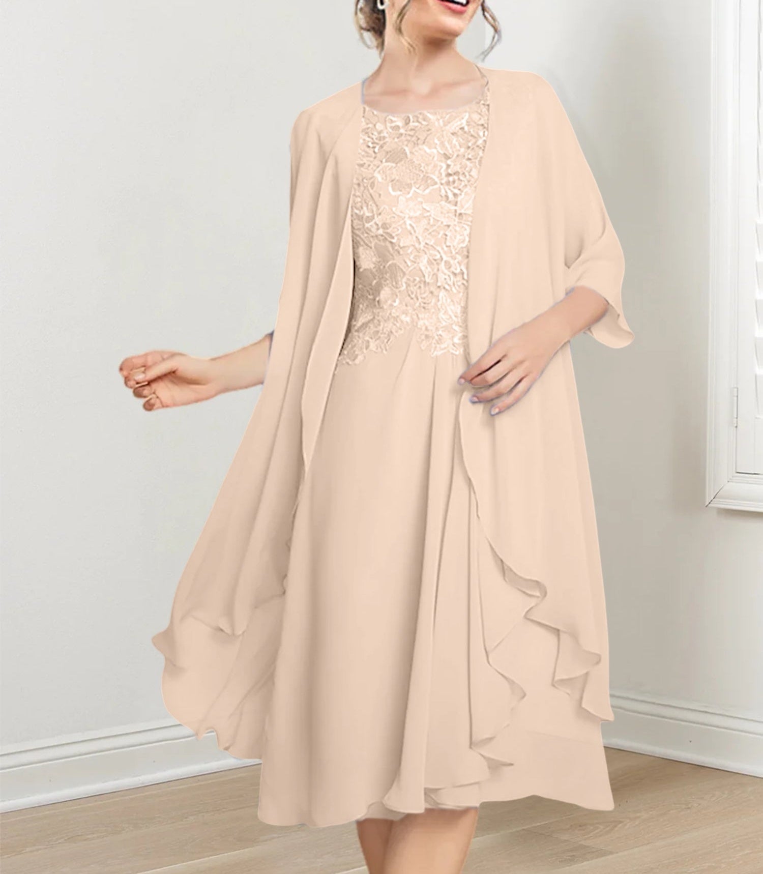 A-Line/Princess Scoop Knee-Length Mother of the Bride Dresses