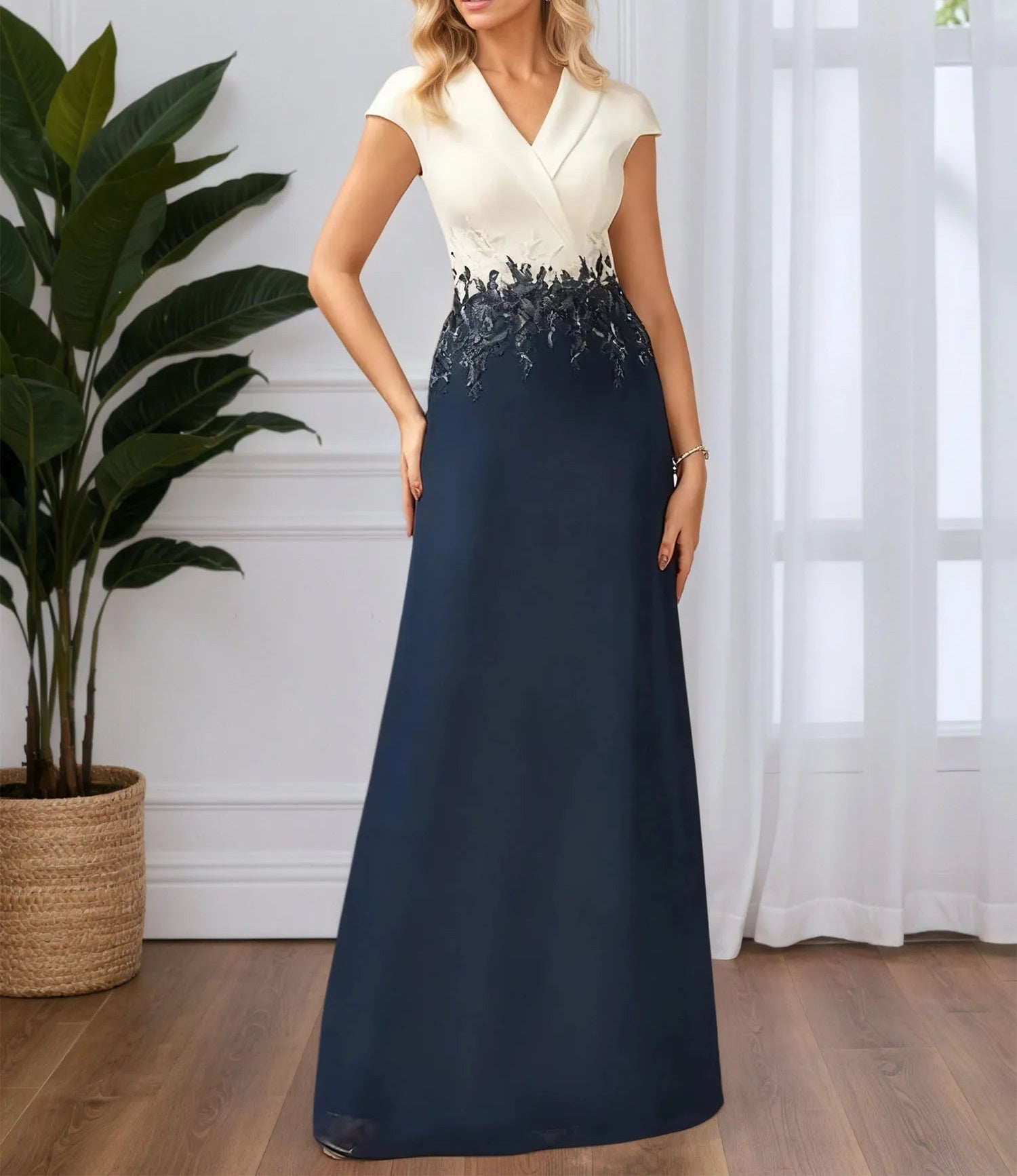A-line V Neck Floor-Length Chiffon Evening Dress With Lace Appliques