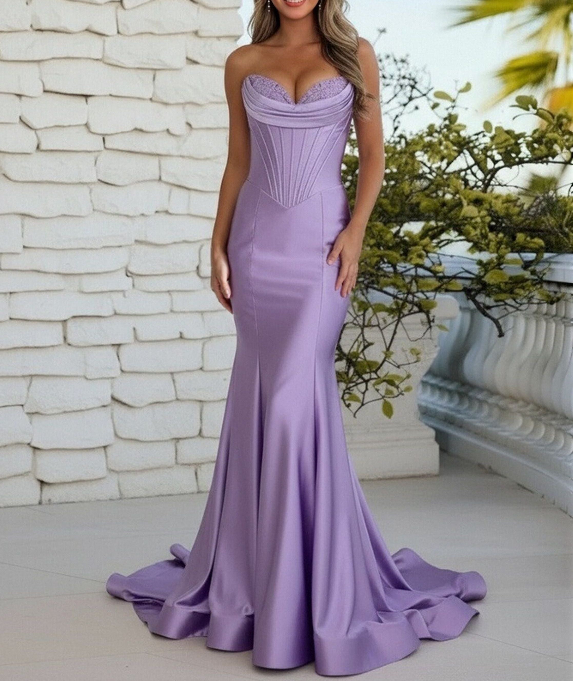 Mermaid Strapless Sweetheart Neck Floor Length Prom Dresses with Lace Appliques