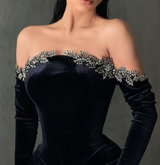Black High-split Velvet Off-the-shoulder Mermaid Prom Dress