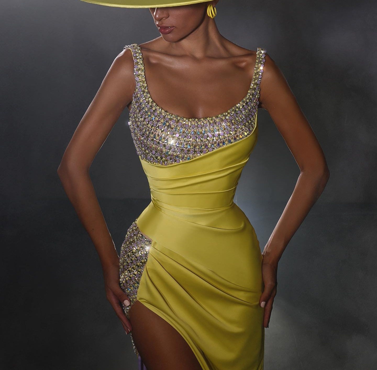 ombreprom Yellow Scoop Sleeveless Prom Dress Mermaid Slit With Beads