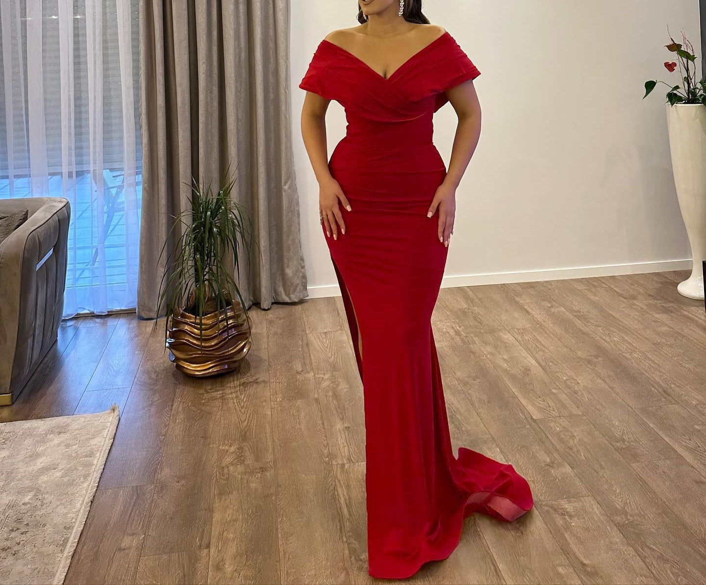 Elegant V-Neck Off-the-Shoulder Mermaid Ruby Prom Dresses Long Slit Online