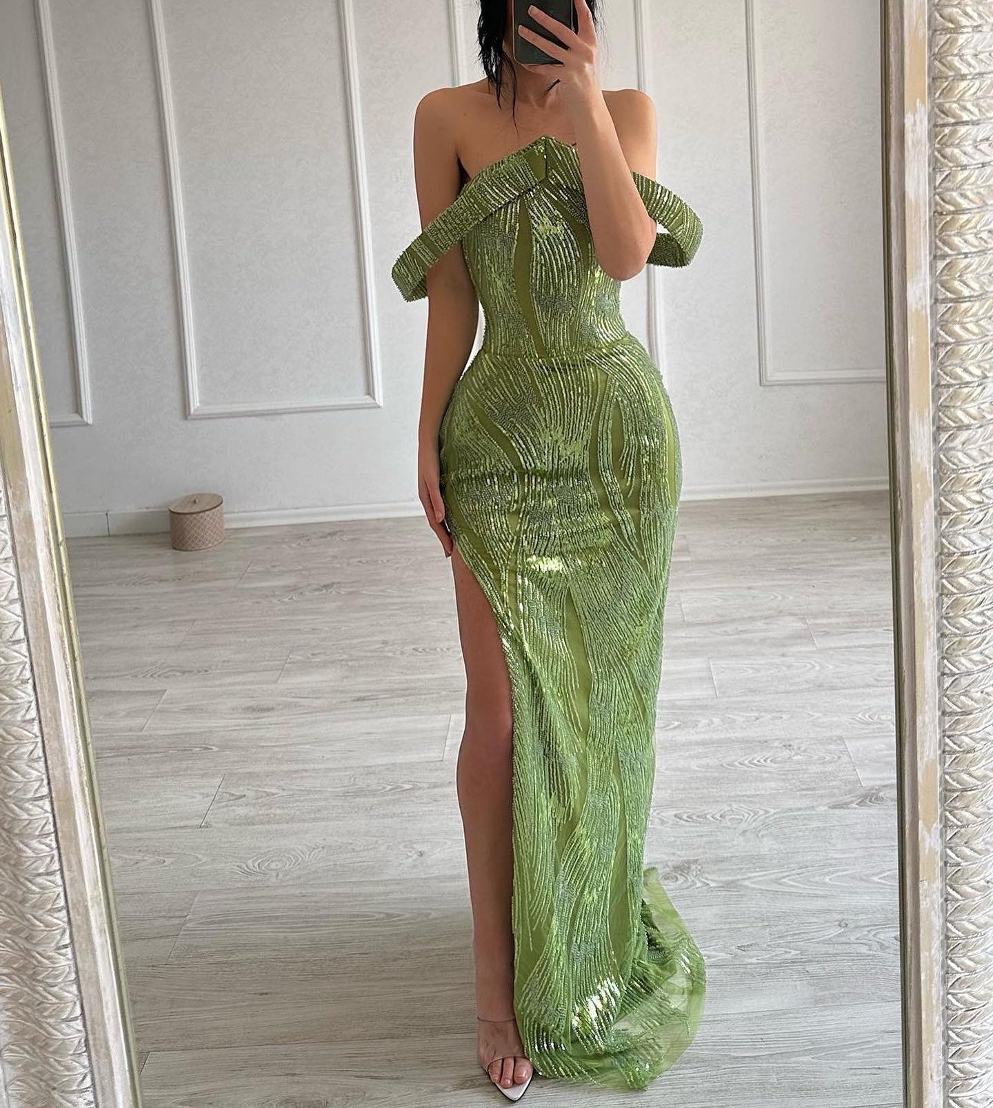 Fabulous Mermaid Sleeveless Satin Sequined Split Limegreen Prom Dress