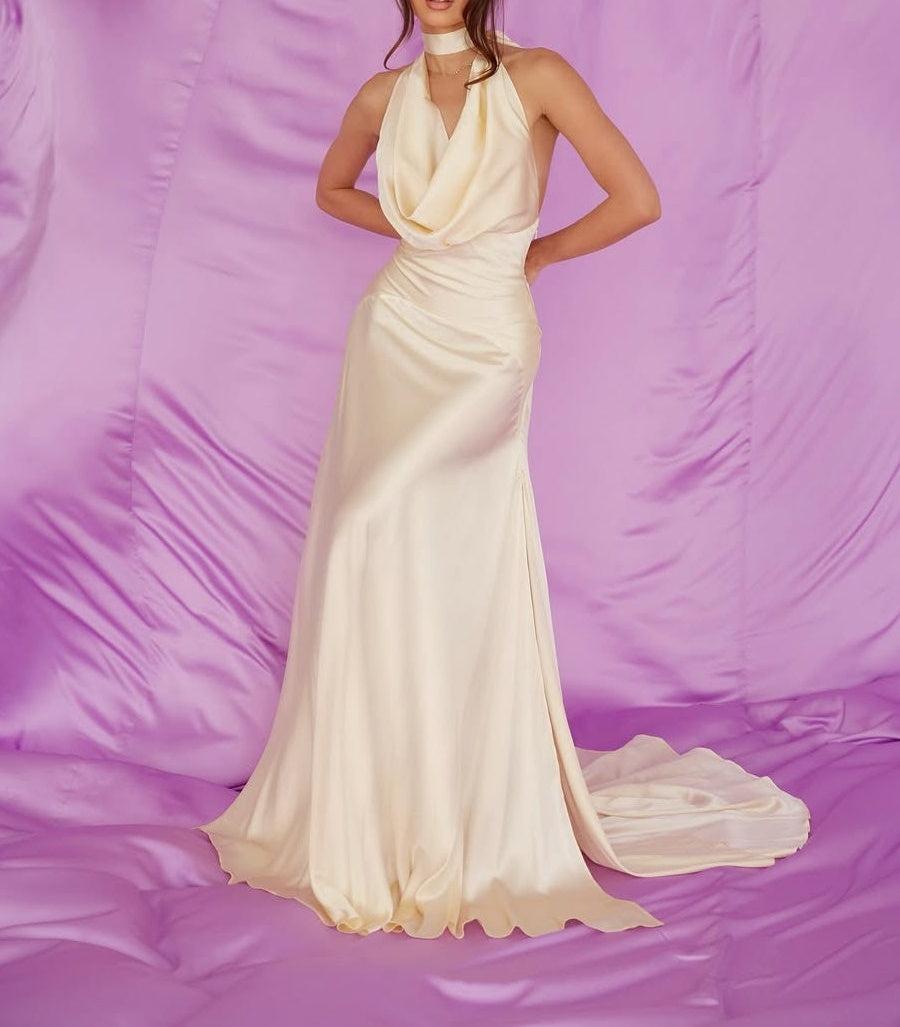 Luxury Halter Sleeveless Satin Prom Dresses Backless Long With Side Slit