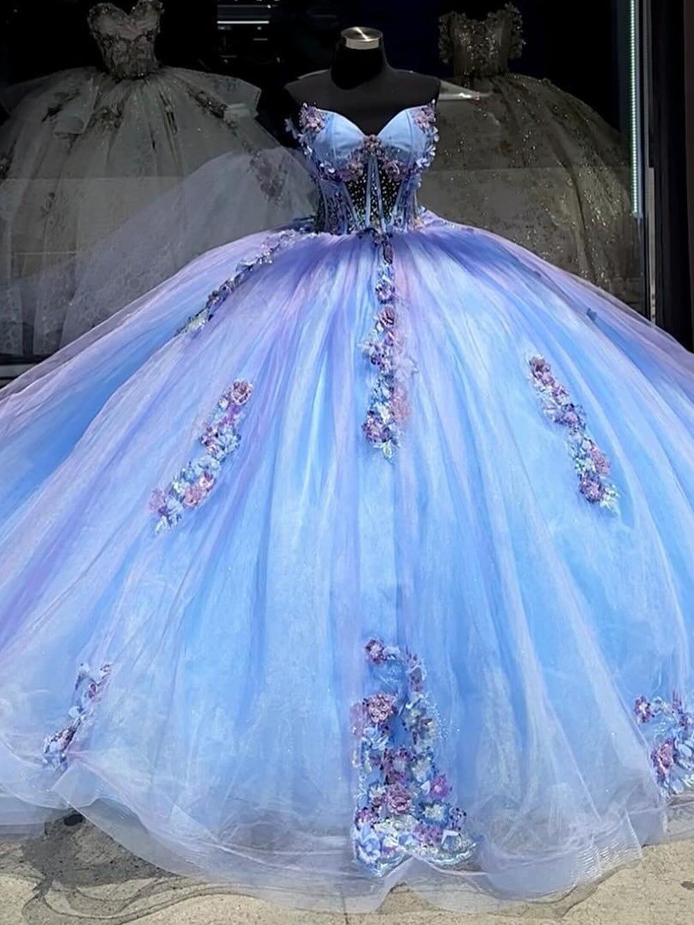 Elegant & Gorgeous Ball Gown Sweetheart Neck 3D Flowers Lace Appliques Blue Tulle Princess Quinceanera Dress Evening Party Gown for Sweet 16