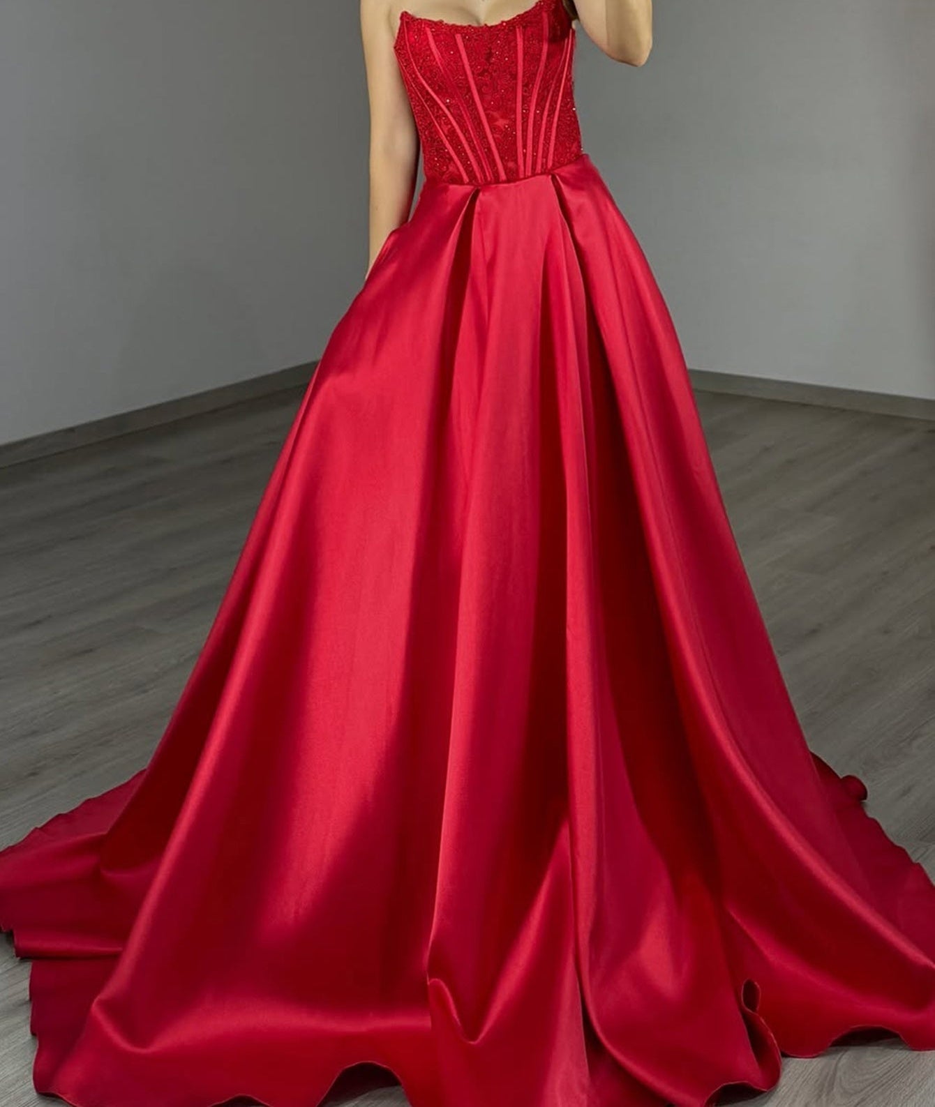 Embroidery Strapless Hand Beading Bodice Ball Gown Prom Dress - Red
