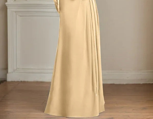 A-Line/Princess Scoop Floor-Length Mother of the Bride Dresses with Pleated & Sequins