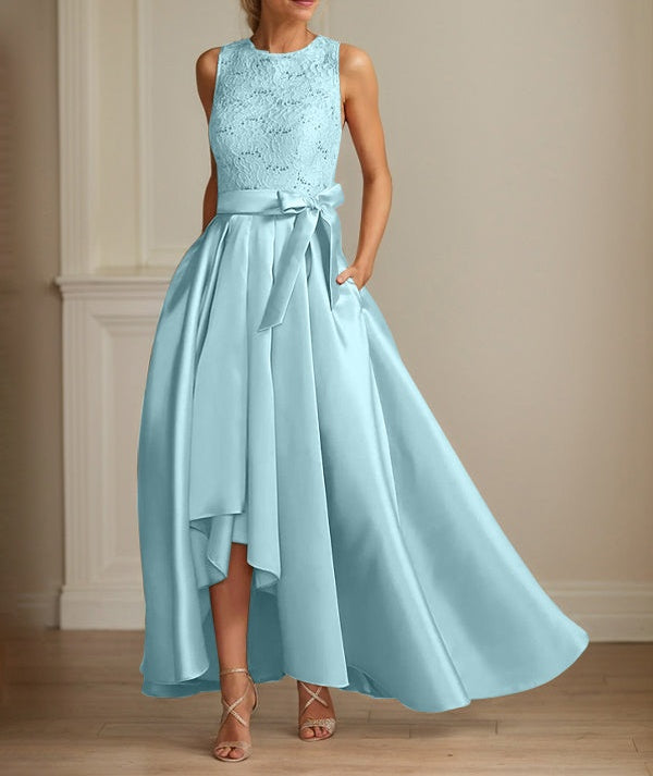 A-Line/Princess Jewel Neck Sleeveless Mother Of The Bride Dresses With Pleats Lace