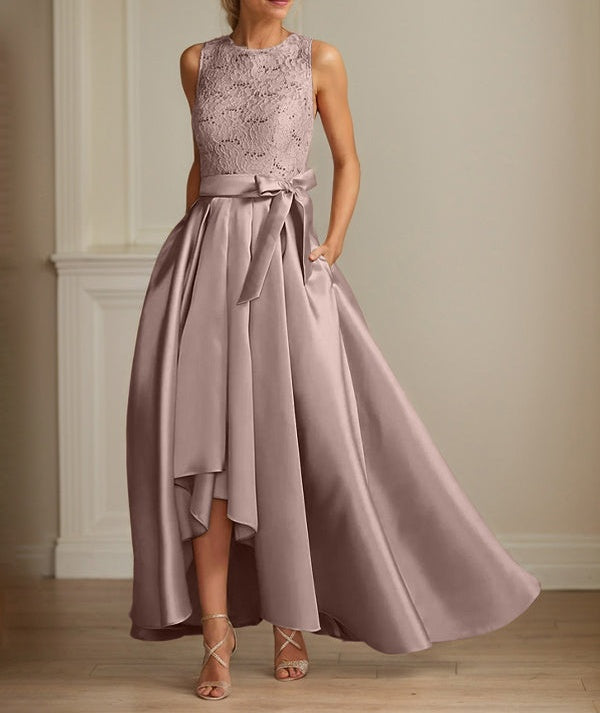 A-Line/Princess Jewel Neck Sleeveless Mother Of The Bride Dresses With Pleats Lace