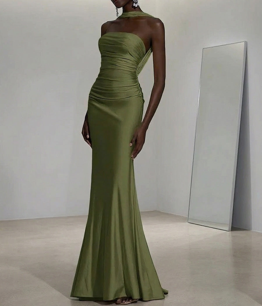 Mermaid/Trumpet Strapless Satin Ruched Floor-Length Prom Dresses with Scarf
