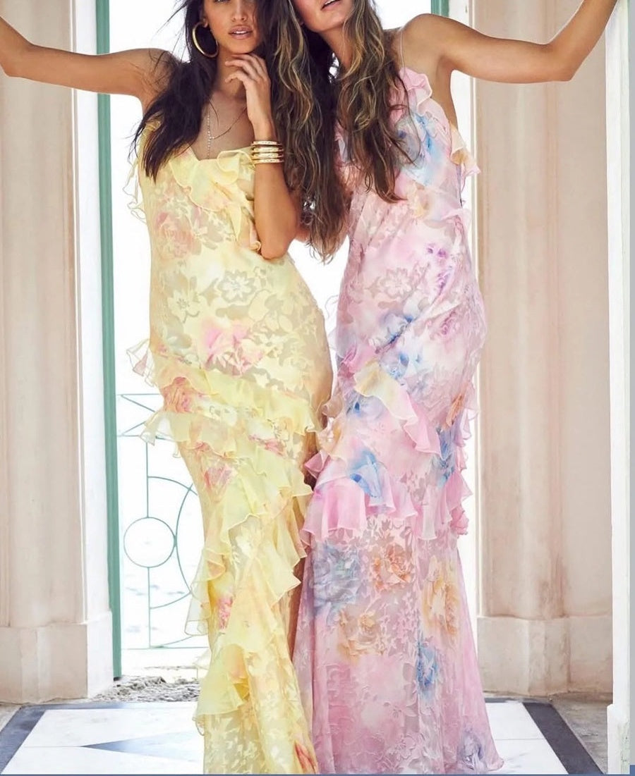 Mermaid/Trumpet Ruffle V-Neck Floor-Length Prom Dresses with Floral Satin
