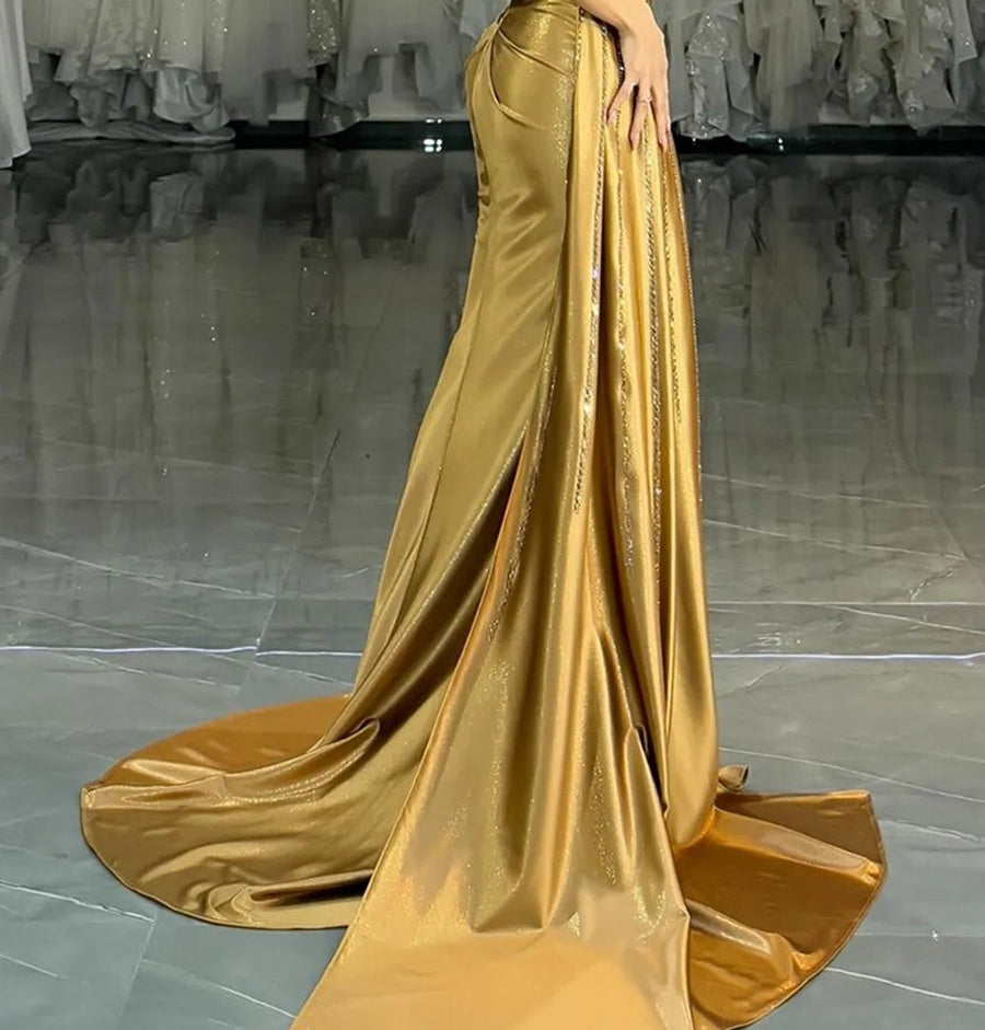 Elegant A-Line/Princess V-Neck Strapless Satin Floor-Length Prom Dresses with Trail