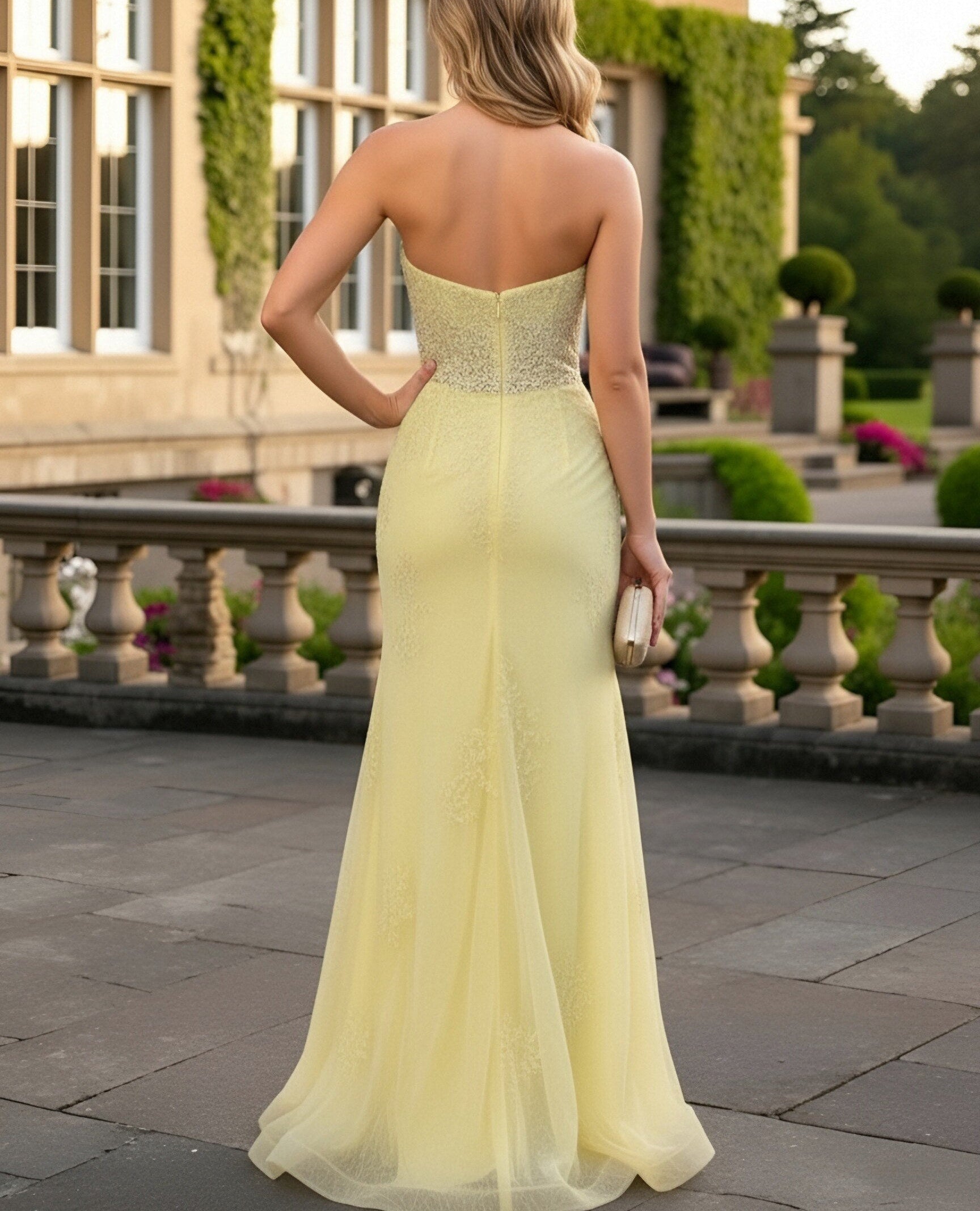 Mermaid Cut Out Strapless Floor-Length Formal Prom Dresses with Lace Appliques