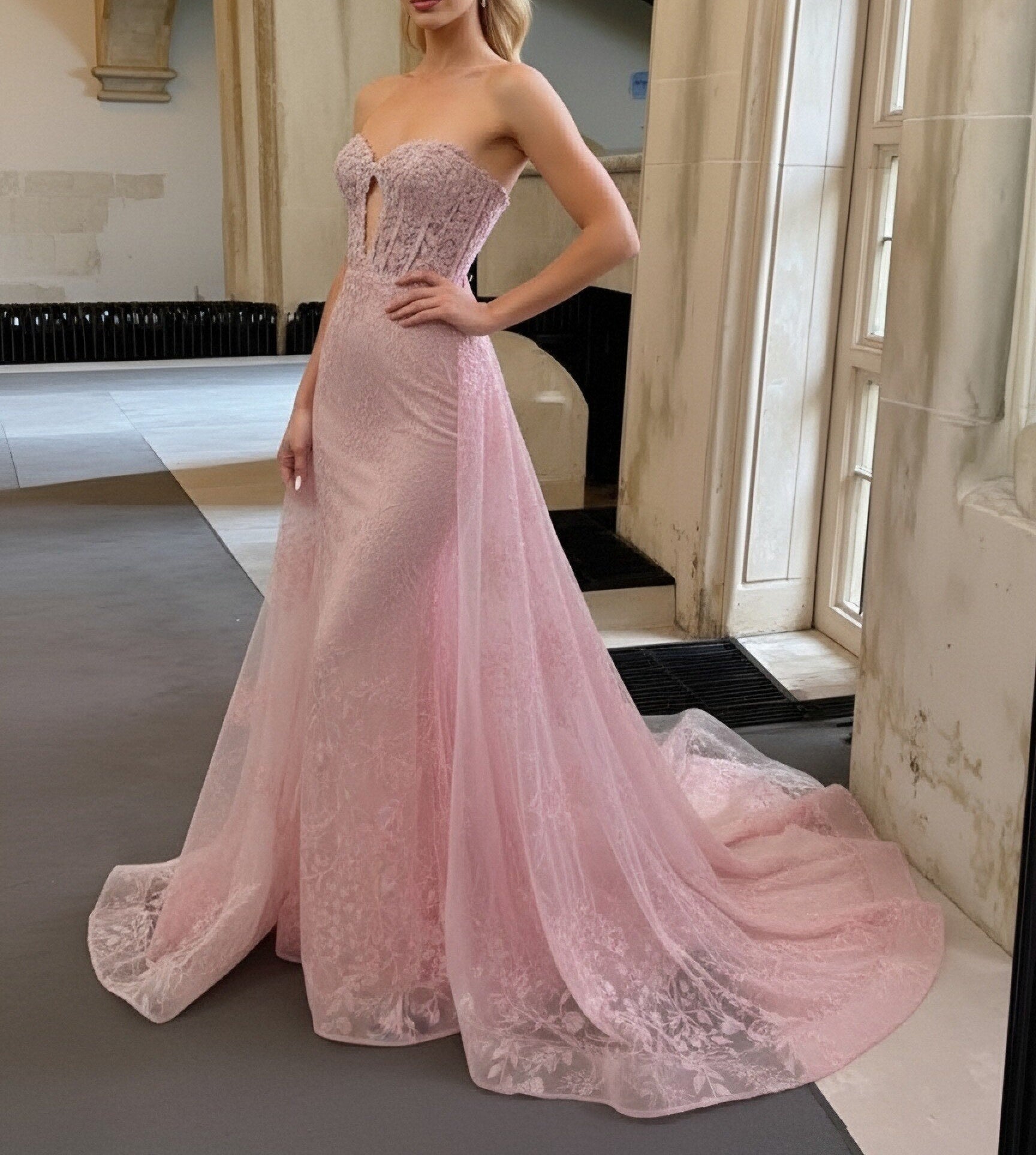 Mermaid Sweetheart Neck Cut Out Maxi Formal Prom Dresses with Applique Train