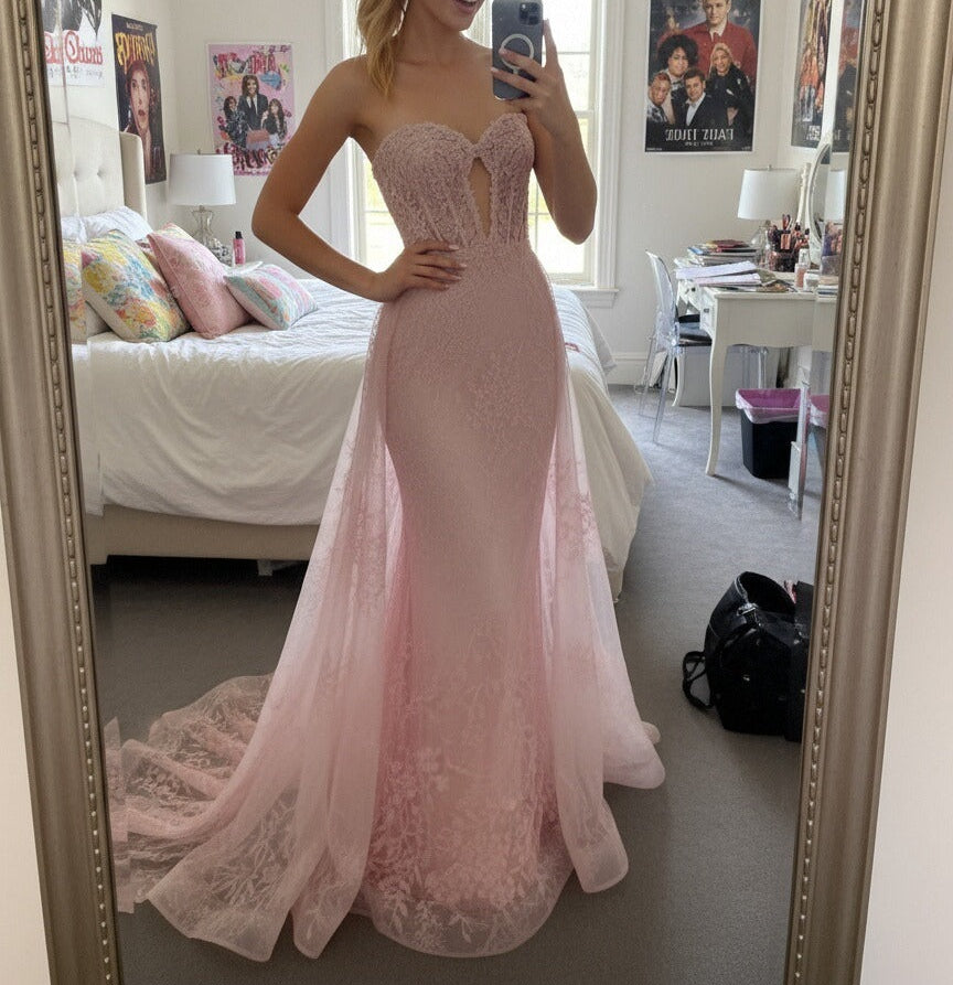 Mermaid Sweetheart Neck Cut Out Maxi Formal Prom Dresses with Applique Train