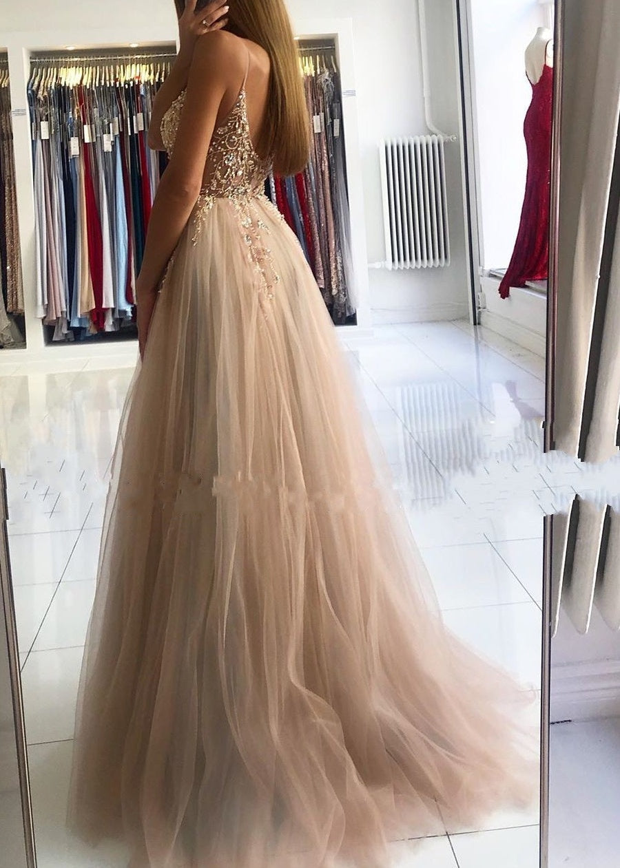 Glamorous V-neck Spaghetti-Straps Tulle Prom Dress Beadings Long Evening Gowns