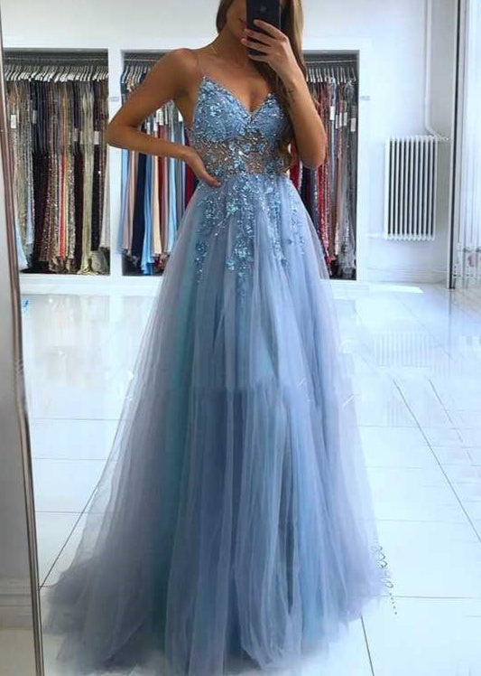Glamorous V-neck Spaghetti-Straps Tulle Prom Dress Beadings Long Evening Gowns