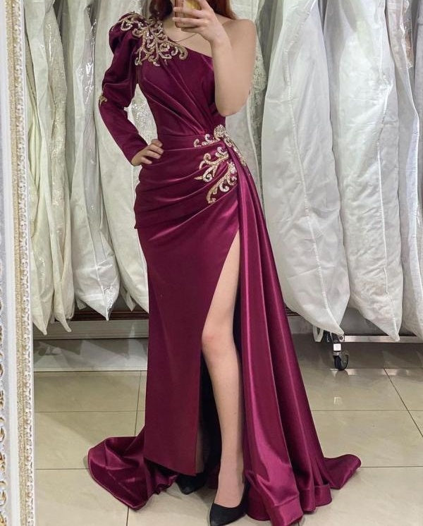 One Shoulder Long Sleeves Prom Dress Split With Appliques