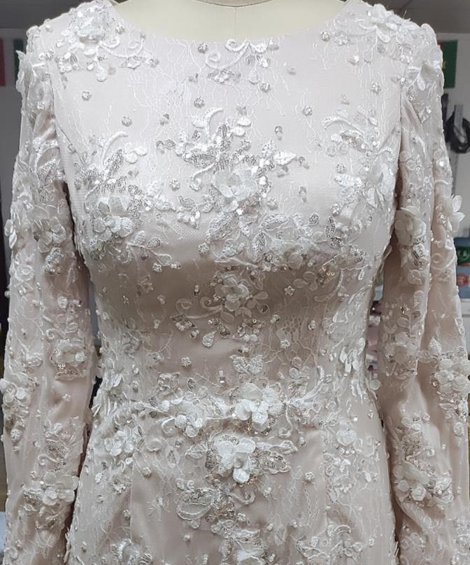 Delicate Mermaid Lace Appliques Long Sleeves Wedding Dresses