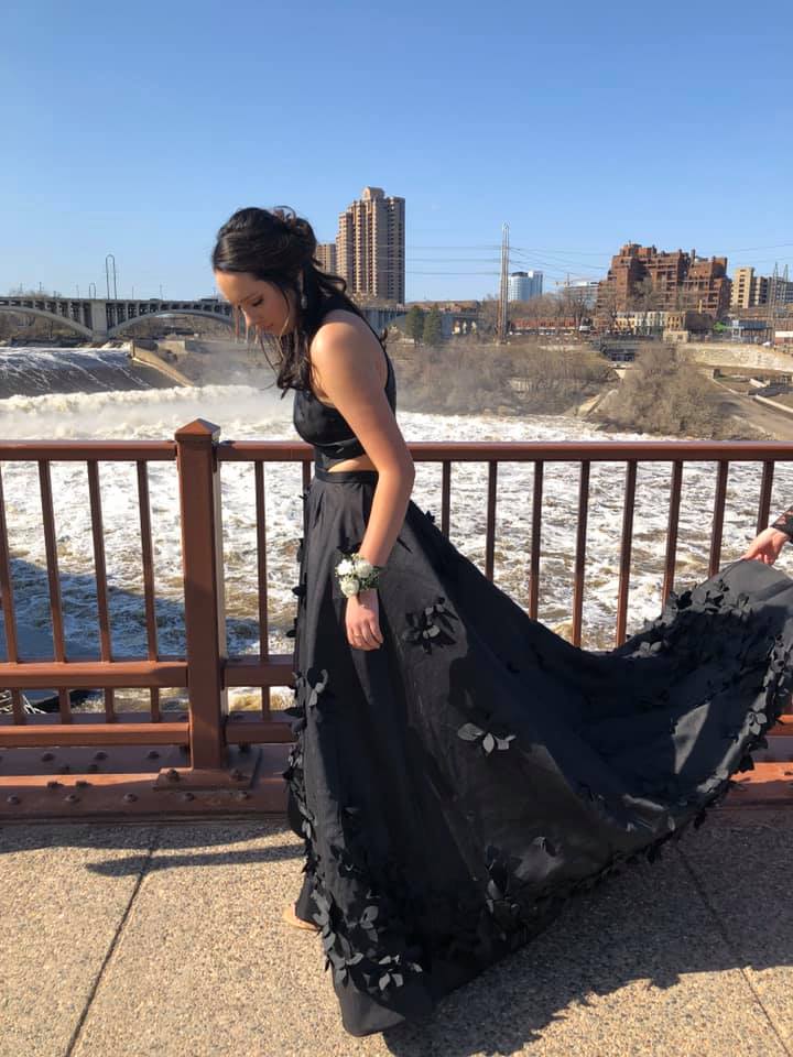 Beautiful Black Satin Prom Dresses Modest A-ling Party Gowns