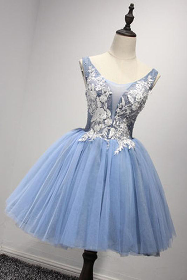 Luxurious A-line Straps Knee Length Short Tulle Homecoming Dresses